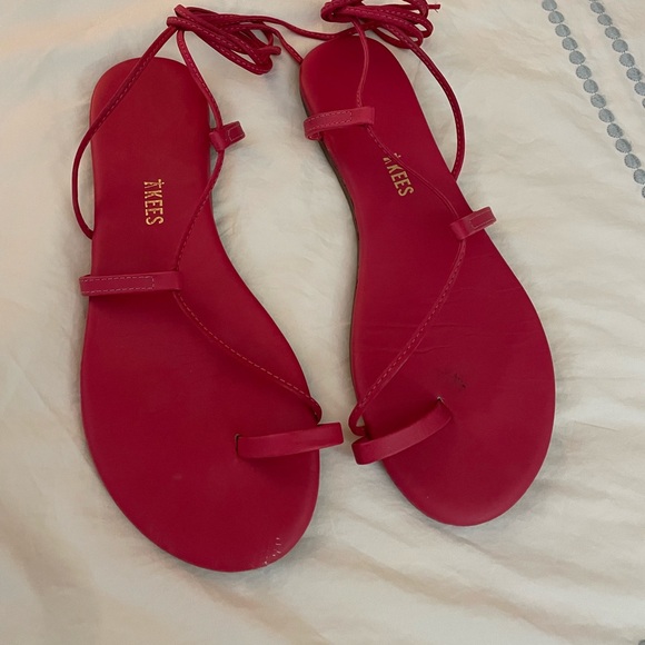 TKEES Jo Jo sandals in dark pink color - Picture 1 of 3